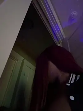 Snapshot of Tikalalin chatting on 10/14/25, 11:33 Tikalalin online show from 10/14/25, 11:33