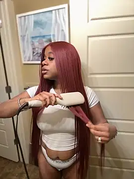 Snapshot of Tikalalin chatting on 02/02/26, 02:27 Tikalalin online show from 02/02/26, 02:27