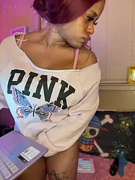 Snapshot of Tikalalin chatting on 02/10/26, 03:43 Tikalalin online show from 02/10/26, 03:43