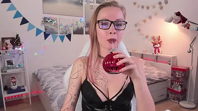 MissRightX online show from 12/23/24, 07:20