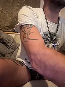 Snapshot of Sweetmar chatting on 12/14/25, 10:36 Sweetmar online show from 12/14/25, 10:36