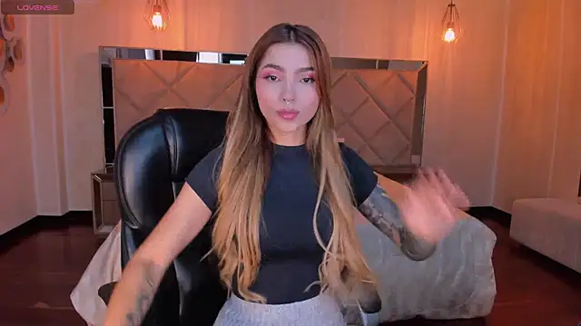 Snapshot of LexieWayne chatting on 12/26/24, 07:38 LexieWayne online show from 12/26/24, 07:38