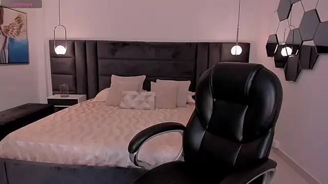 Snapshot of LexieWayne chatting on 02/17/25, 07:21 LexieWayne online show from 02/17/25, 07:21