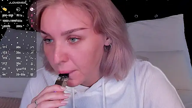 LianaFord online show from 09/28/25, 05:29