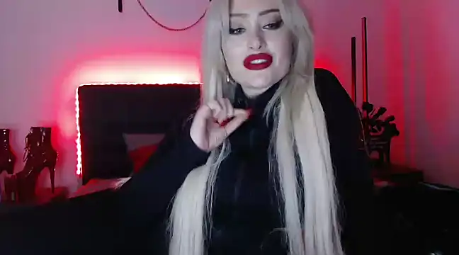 Snapshot of JennaLinn chatting on 01/13/25, 04:41 JennaLinn online show from 01/13/25, 04:41