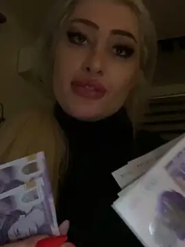 Snapshot of JennaLinn chatting on 02/24/25, 08:47 JennaLinn online show from 02/24/25, 08:47