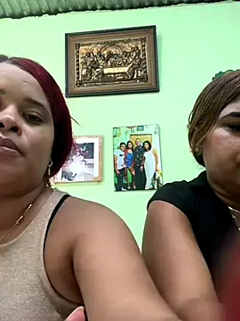 Snapshot of sweet_morbid_hot chatting on 09/23/25, 08:12 sweet morbid hot online show from 09/23/25, 08:12