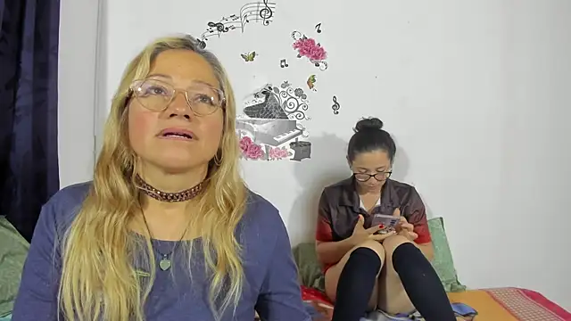 Snapshot of anthonela_mature_ chatting on 02/20/25, 11:43 anthonela mature online show from 02/20/25, 11:43