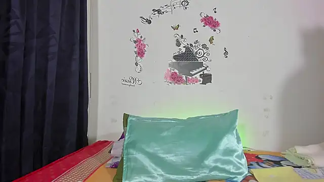 Snapshot of anthonela_mature_ chatting on 03/19/25, 09:48 anthonela mature online show from 03/19/25, 09:48