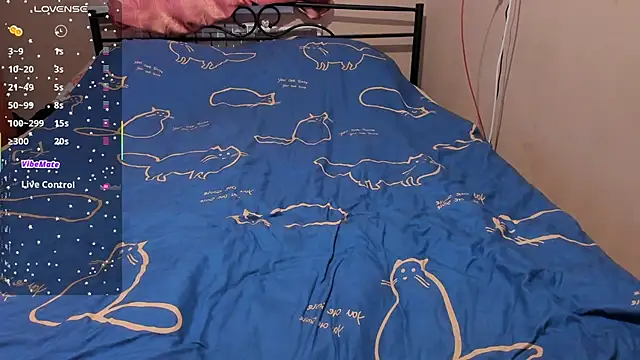 Snapshot of eva_zero chatting on 02/16/26, 01:29 eva zero online show from 02/16/26, 01:29