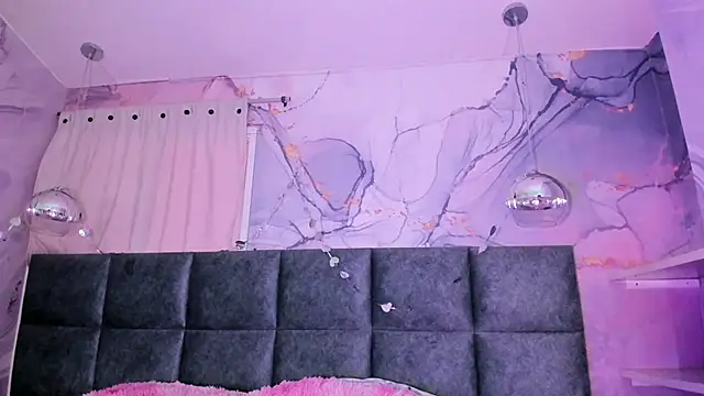 Snapshot of AntonellaRossi chatting on 02/28/26, 06:42 AntonellaRossi online show from 02/28/26, 06:42