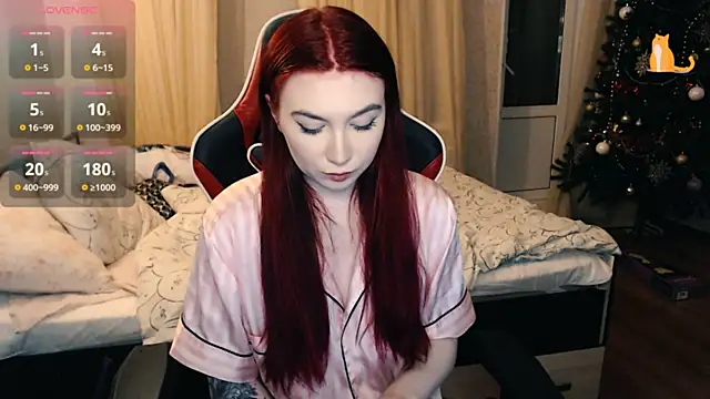 Cute lina online show from 12/24/24, 03:37