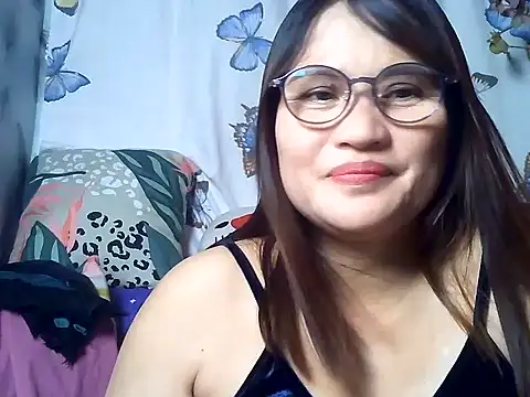Snapshot of Amazing_Angel22 chatting on 06/30/26, 11:55 Amazing Angel22 online show from 06/30/26, 11:55