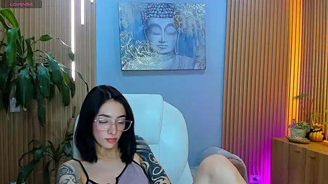 barbie scoth  online show from 04/17/26, 02:36