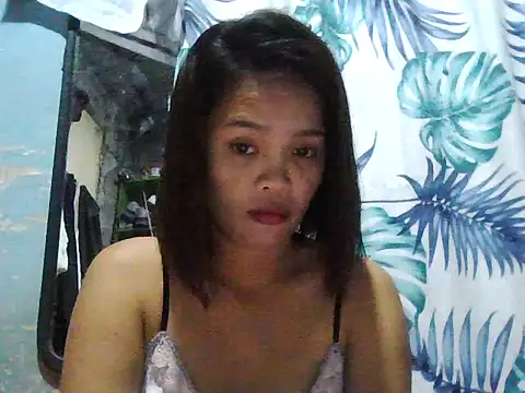 Snapshot of Silly_Girl21 chatting on 02/05/26, 11:48 Silly Girl21 online show from 02/05/26, 11:48