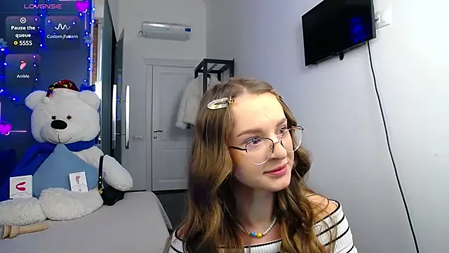 Snapshot of KateJonson chatting on 01/02/25, 01:08 KateJonson online show from 01/02/25, 01:08