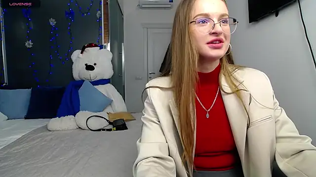 Snapshot of KateJonson chatting on 01/06/25, 12:57 KateJonson online show from 01/06/25, 12:57