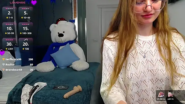 Snapshot of KateJonson chatting on 01/09/25, 11:03 KateJonson online show from 01/09/25, 11:03