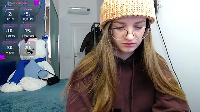 Snapshot of KateJonson chatting on 01/14/25, 08:20 KateJonson online show from 01/14/25, 08:20