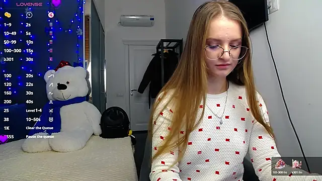 Snapshot of KateJonson chatting on 01/20/25, 02:57 KateJonson online show from 01/20/25, 02:57