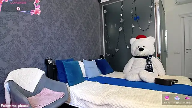 Snapshot of KateJonson chatting on 09/09/25, 06:57 KateJonson online show from 09/09/25, 06:57