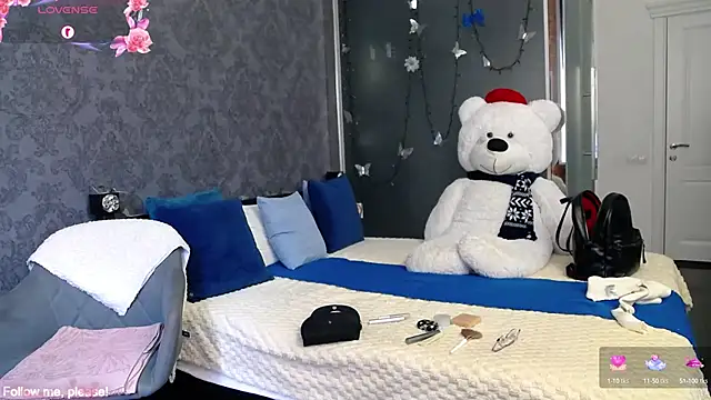 Snapshot of KateJonson chatting on 09/11/25, 06:57 KateJonson online show from 09/11/25, 06:57