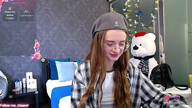 Snapshot of KateJonson chatting on 11/05/25, 07:30 KateJonson online show from 11/05/25, 07:30