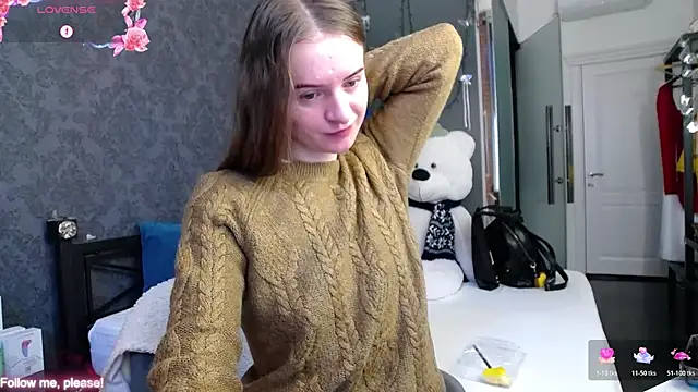 Snapshot of KateJonson chatting on 11/19/25, 07:41 KateJonson online show from 11/19/25, 07:41