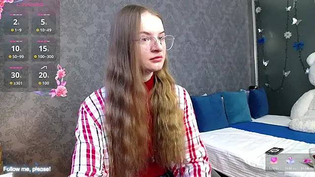 Snapshot of KateJonson chatting on 12/04/25, 07:39 KateJonson online show from 12/04/25, 07:39