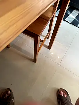 Snapshot of suedel65 chatting on 10/30/25, 08:05 suedel65 online show from 10/30/25, 08:05