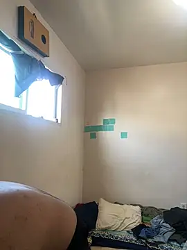 Snapshot of imyogi23 chatting on 02/18/25, 06:58 imyogi23 online show from 02/18/25, 06:58