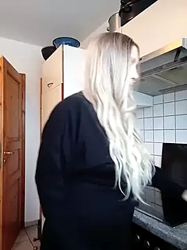 Jan ina online show from 01/04/25, 08:39