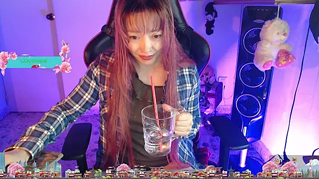 pink-2022 online show from 12/17/24, 02:33