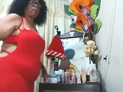 Snapshot of Yayis-hot-sexyw chatting on 01/03/25, 05:28 Yayis-hot-sexyw online show from 01/03/25, 05:28