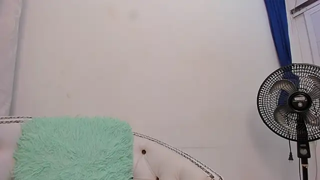 Cleopatra Trans online show from 03/18/25, 09:42