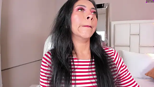 Snapshot of _BunnyNaugthy chatting on 02/13/25, 05:16 BunnyNaugthy online show from 02/13/25, 05:16