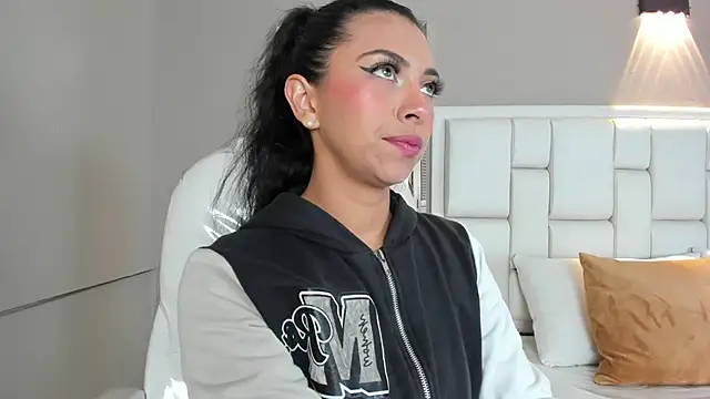 Snapshot of _BunnyNaugthy chatting on 03/03/25, 11:44 BunnyNaugthy online show from 03/03/25, 11:44