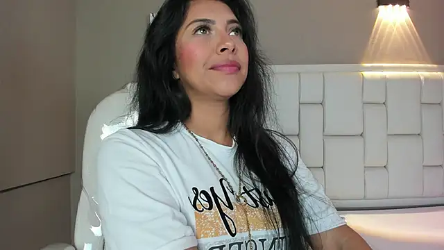 Snapshot of _BunnyNaugthy chatting on 10/04/25, 11:52 BunnyNaugthy online show from 10/04/25, 11:52