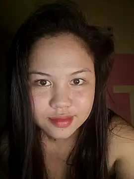 Snapshot of Cutie_Sweet_Girl69 chatting on 12/12/24, 02:22 Cutie Sweet Girl69 online show from 12/12/24, 02:22