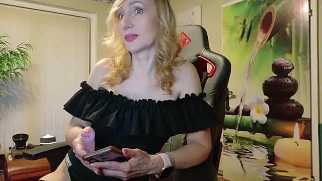 HotLana69 online show from 03/25/26, 05:30