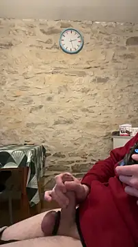 yann2392 online show from 12/17/25, 03:18