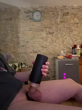 yann2392 online show from 05/07/26, 03:06