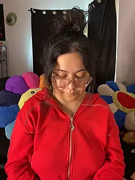 MsConejitaa online show from 01/18/25, 06:21