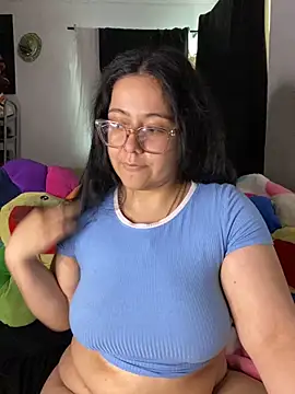 MsConejitaa online show from 01/31/25, 07:18