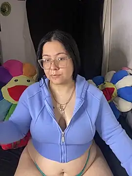 MsConejitaa online show from 03/26/26, 12:11