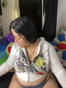 MsConejitaa online show from 04/24/26, 03:36