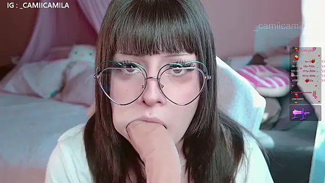 Snapshot of Renooh chatting on 04/07/26, 02:06 Renooh online show from 04/07/26, 02:06