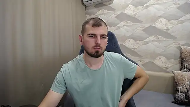 SerzhKorol1 online show from 09/15/25, 12:27