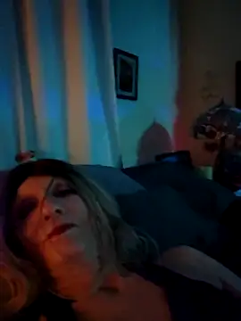 Vonniecd online show from 03/07/25, 02:57