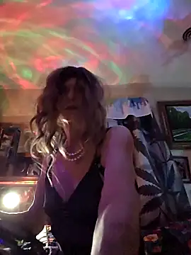 Vonniecd online show from 11/07/25, 05:29